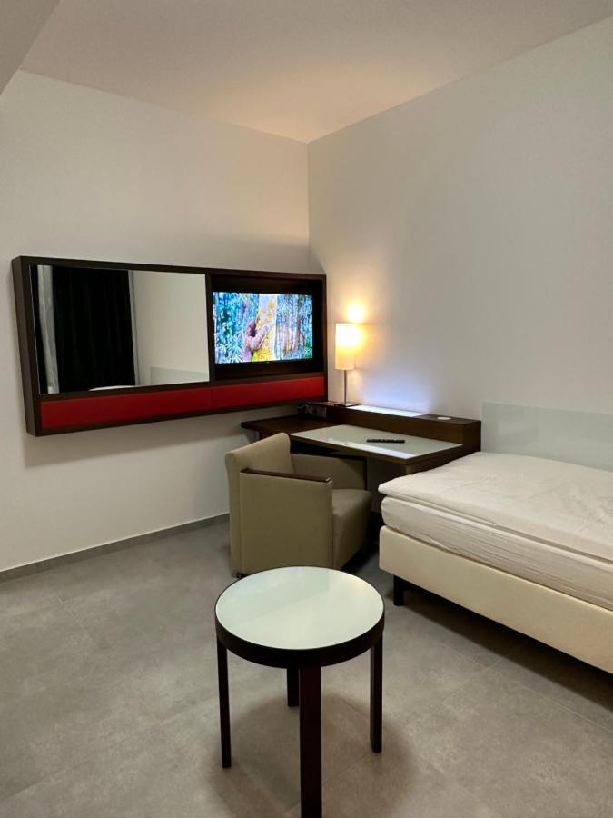 Easyliving Apartahotel