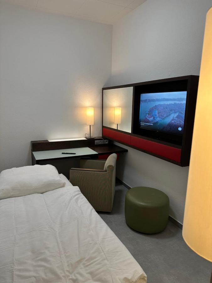 Easyliving Apartahotel